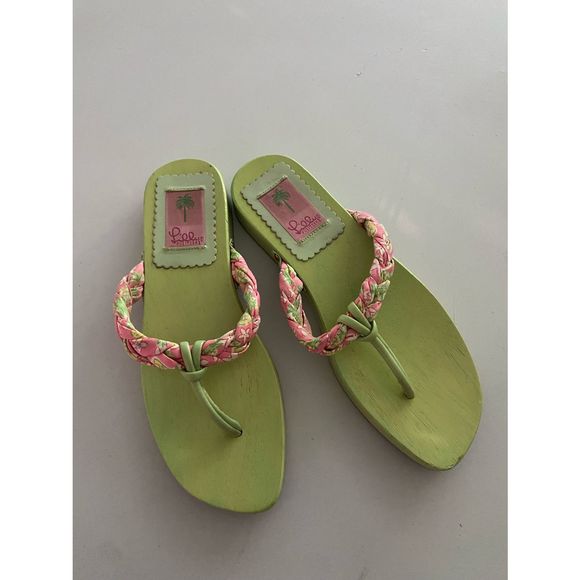 Lilly Pulitzer Shoes - Lilly Pulitzer sz 8 Multicolor Wood Sole Sandal Shrimp pattern